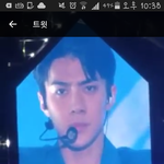 [EXO] 전광판 모양이 뭔가 <b>보석</b>같아서 이 사진