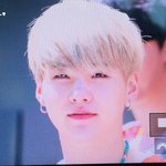 [방탄소년단] <b>햇빛</b>에 사러질거 같다