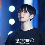 [EXO] 시바 변백현 조카 말랐다