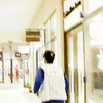 [EXO] 이움짤 누구임? <b>여성</b>속옷<b>매장</b>에 못들어가서 쾅수님에게 잡힌...