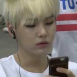 [방탄소년단] ㄲㅗㅊ놀이패를 본 윤기의 반응_<b>jpg</b>.