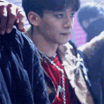 [EXO] (약간궁예2)원래 김형제만 <b>몬스터</b>만드는 작업?같은거 했는데