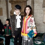 꿀피부 공효진 <b>런던</b>에서도 돋보인당 (구찌 패션쇼)