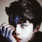 [EXO] 4절지에 물감으로 그릴건데 사진추반좀