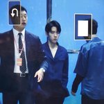 [EXO] 기자회견 <b>의상</b>인데 몬스터 <b>의상</b>인가?