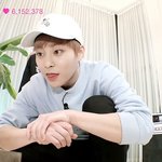 [드루와] 오늘자 <b>갭</b> 쩌는 엑소 시우민