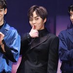 [EXO] 어제 피곤했던 맏횽이 잔망<b>시전</b>