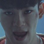 [EXO] <b>이돈</b>먹고떨어져 하는거같아 표정이