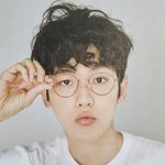 [백현] 백현이 포스터 안경큥,<b>속지</b>Q&amp;A
