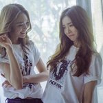 신세경 <b>트윈</b>룩 넘나 예쁨