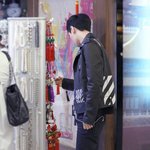 [EXO] 씽이가 멤버들한테 선물했다는 고양이복<b>주머니</b> 이거래