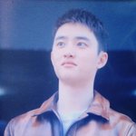 [EXO] 경수 볼 <b>두</b> <b>손</b>으로 잡고 주물주물하고싶음