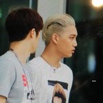 [EXO] 카이 코에 <b>실리콘</b> 넣고온거같은데 진짜 못생겼다