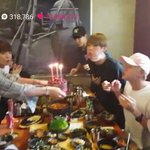 [방탄소년단] 태형이가 초 불고 나서 정국이 표정ㅋㅋㅋㅋㅋ