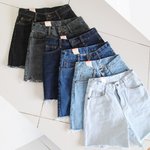 바지 색 좀 골라주고 가︎