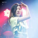 [댓글부탁해] 수수하고 동양적인 얼굴에 피지컬 <b>특출</b>한 아이돌