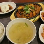 3,000원짜리 <b>급식</b>