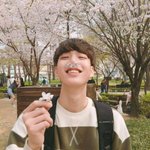 [EXO] <b>예전폰</b>에 엑톡에서 나온 모든게있다