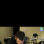 [EXO] 찬열이 이때입은 <b>후드티</b> 뭐지 씹할..