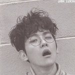 [백현] 백현이 안경쓴 <b>스캔</b>본 이거?