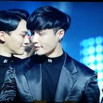 [EXO] <b>장사</b>장 보느라 못봤지 너네