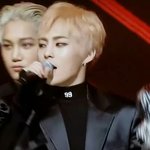 [EXO] 둘다 흔들렸는데 <b>외모차이</b> 클라스