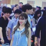 티파니 팬사인회 때 사진이래요~