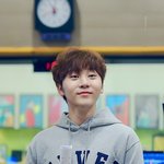 [세븐틴] ㅁㅊ 엔터톡에 ㄹㅇ 대형<b>칭찬</b>있다