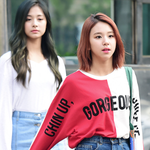 트와이스 채영 신발은 모다??