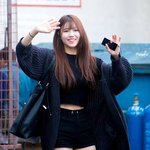 개미허리 女돌들 크롭티 <b>자태</b>