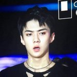 [EXO] 머리짜르니깐 이목구비 더<b>사네</b>