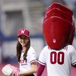 <b>시구</b>하러 온 김소현