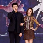 [천사컴백] 명품 각선미 뽐내며 등장한 김아중