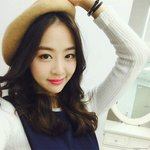 <b>팔색조</b> 매력뿜는 女돌 93라인
