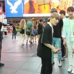 [세븐틴] <b>지훈이</b> 하트핀 선물받았대 ㅋㅋㅋㅋㅋㅋㅋㅋㅋ
