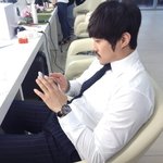 오늘자 공개된 <b>KCM</b> 대기실 사진 (넘나 오랜만 주의)