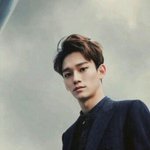 [CHEN] 나 왜 <b>이사진</b> 처음보지?
