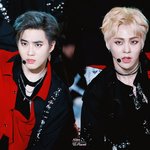 [시우민] 시우민 <b>무대위</b>에서 넘 야한거 아님?ㅇ_ㅇ;;