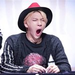 5분만 더 <b>자야</b>될 거 같은 아이돌들