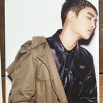 [경수] 셀카는 어색해 하면서