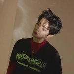 [백현] 몬스터 <b>쟈</b><b>켓</b>촬영현장의 백현이