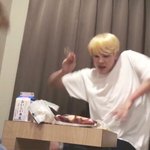 [방탄소년단] 애들 저거 받아<b>줄</b>만큼 한가한<b>사람</b>들이 아니라서..^^