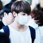 [방탄소년단] 정국이 <b>피어싱</b>