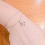 [EXO] 얘들아 이 목걸이 팔찌 <b>무슨색</b> 살까 추반좀