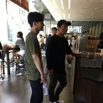 [CHEN] <b>상암</b> 스타벅스에 나타난 종대