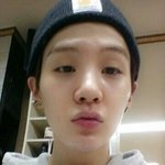 [방탄소년단] 민윤기 <b>쌩얼</b>보면 가끔 현타온다