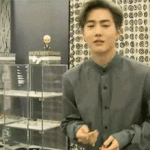 [EXO] 전남친을 만났는데 <b>여전</b>에 맞춘 커플팔찌를 끼고있었다