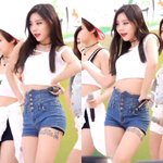 요즘 핫한 걸그룹 <b>멤버</b> 사진<b>有</b>