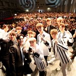 [세븐틴] 미국에서 열<b>일</b><b>한</b> 미모들...