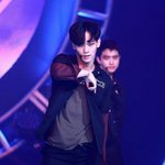 [CHEN] 예능<b>연구소</b> 사진 업데이트